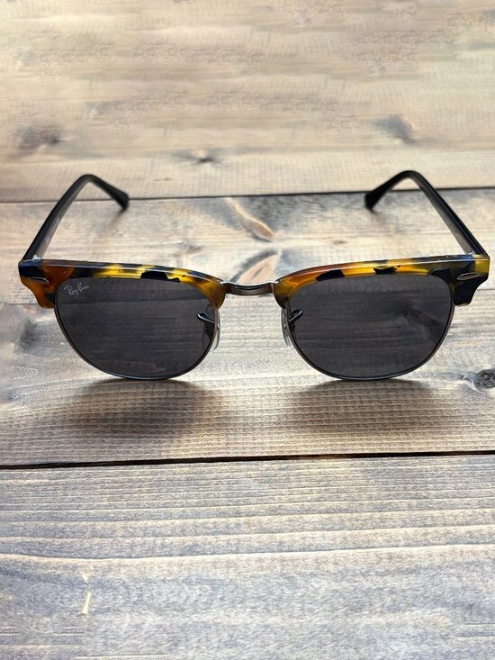 Ray-Ban Other - Ray-Ban Clubmaster RB3016 Square Sunglasses Tortoise Shell Black Glass